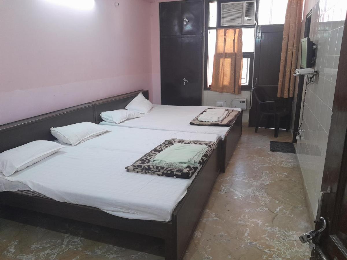 Hotel Sarva Darshan Ashram à Haridwār Extérieur photo