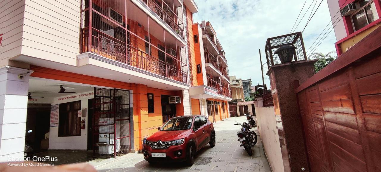 Hotel Sarva Darshan Ashram à Haridwār Extérieur photo