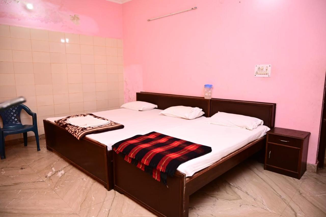 Hotel Sarva Darshan Ashram à Haridwār Extérieur photo