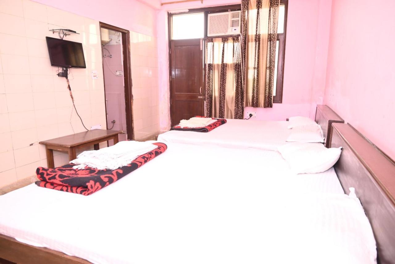 Hotel Sarva Darshan Ashram à Haridwār Extérieur photo