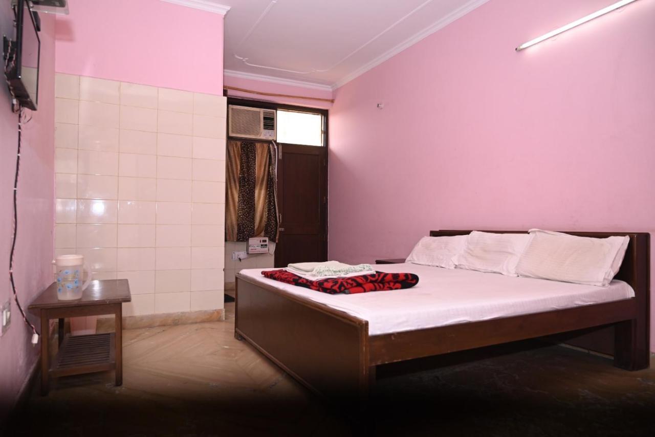 Hotel Sarva Darshan Ashram à Haridwār Extérieur photo